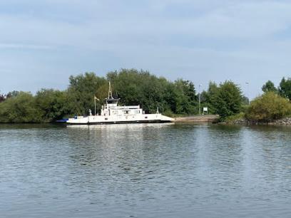 River View Near Frankfurt -- 3 Zimmer -- 4 Betten Und 1 Groesse Schlafcouch Hainburg Экстерьер фото